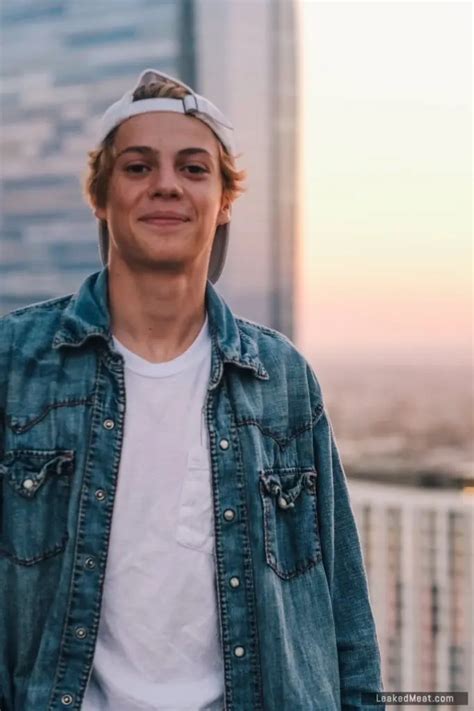 Jace Norman Cock Selfies & Leaked Video (NSFW)